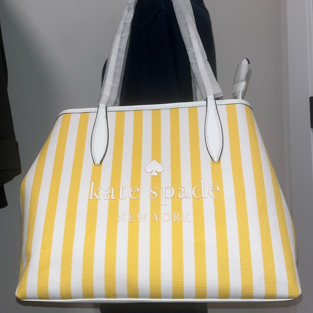 NWT Kate Spade Street Tote - Picture 4 of 7